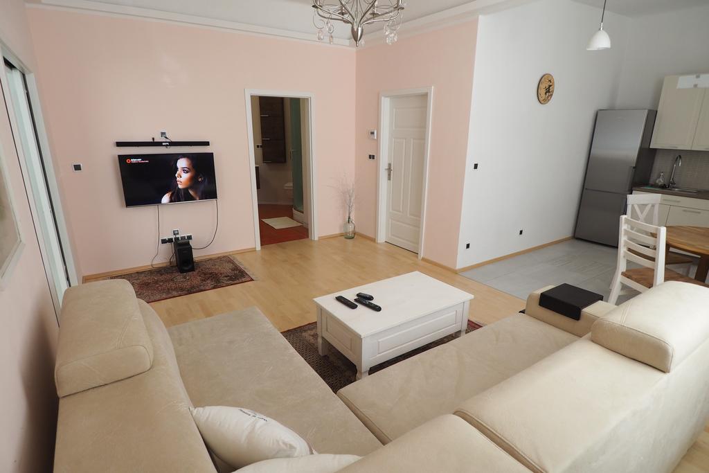 Art Nouveau Apartment Prag Dış mekan fotoğraf